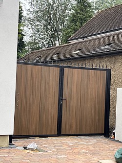 Side gate,Uxbridge,London